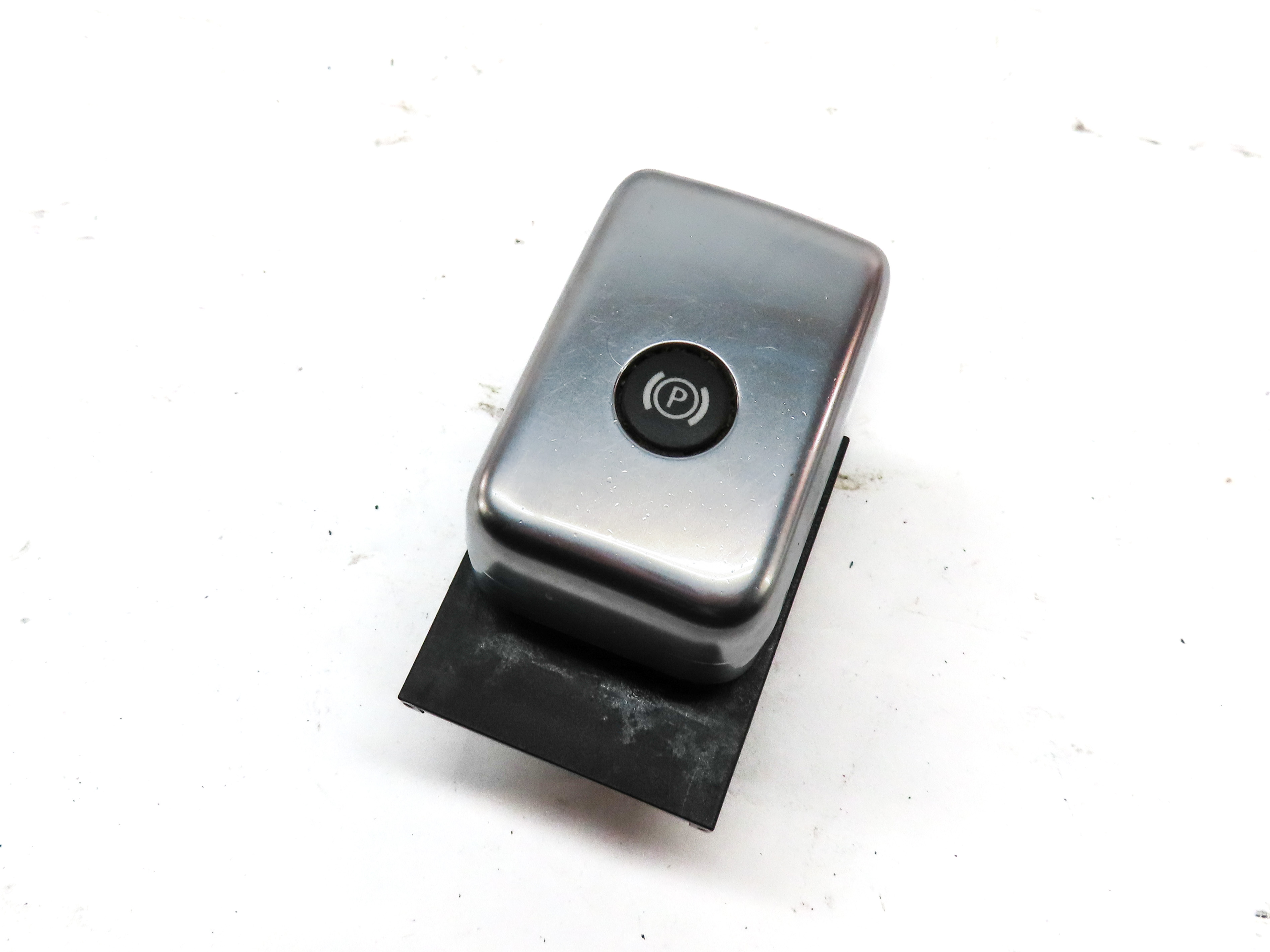 2012 LAND ROVER LR4 (L319) ELECTRONIC EMERGENCY PARKING PARK BRAKE SWITCH — exact item pictured